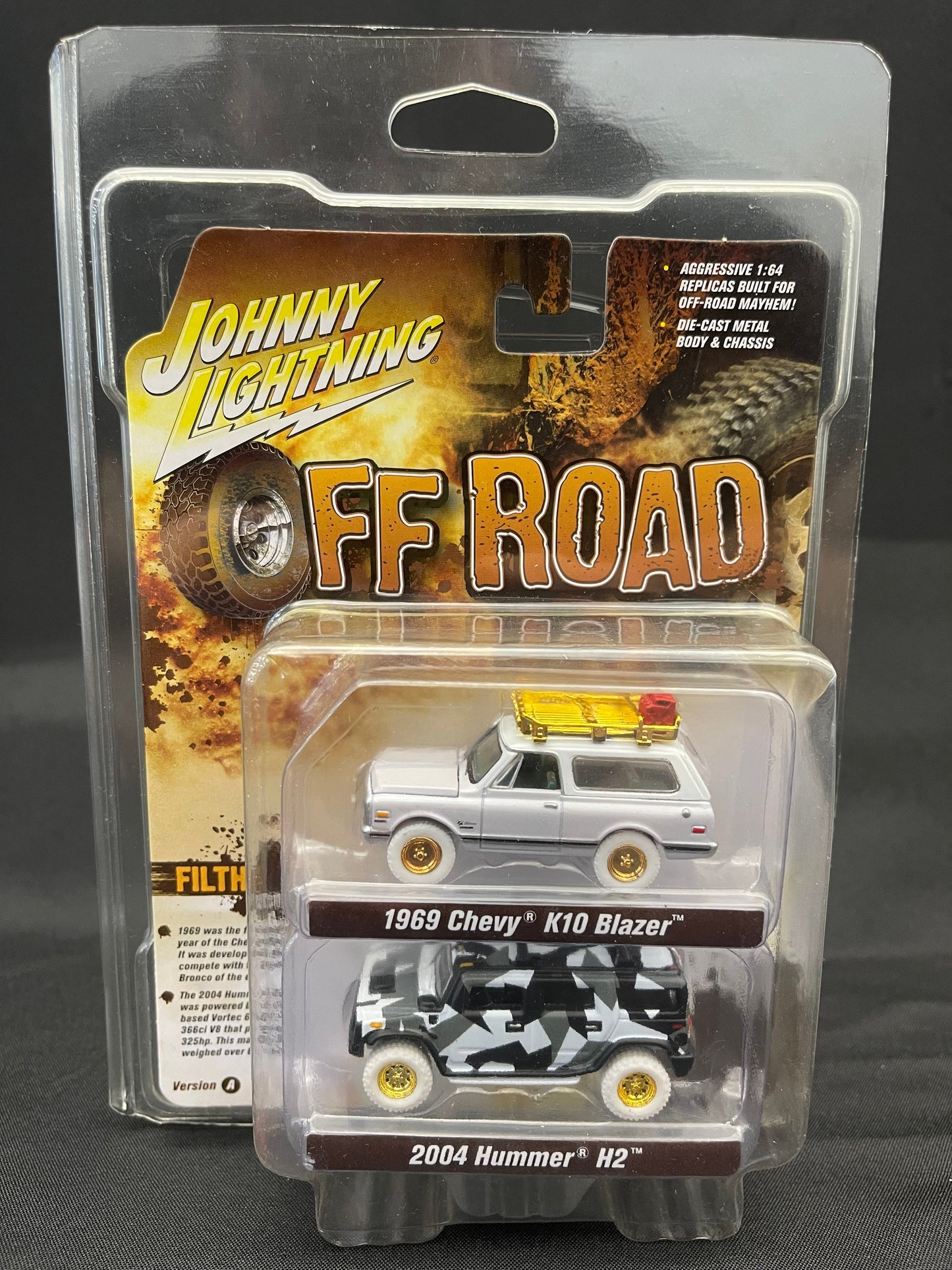COMING SOON Johnny Lightning 2 Pack Diamond Protector