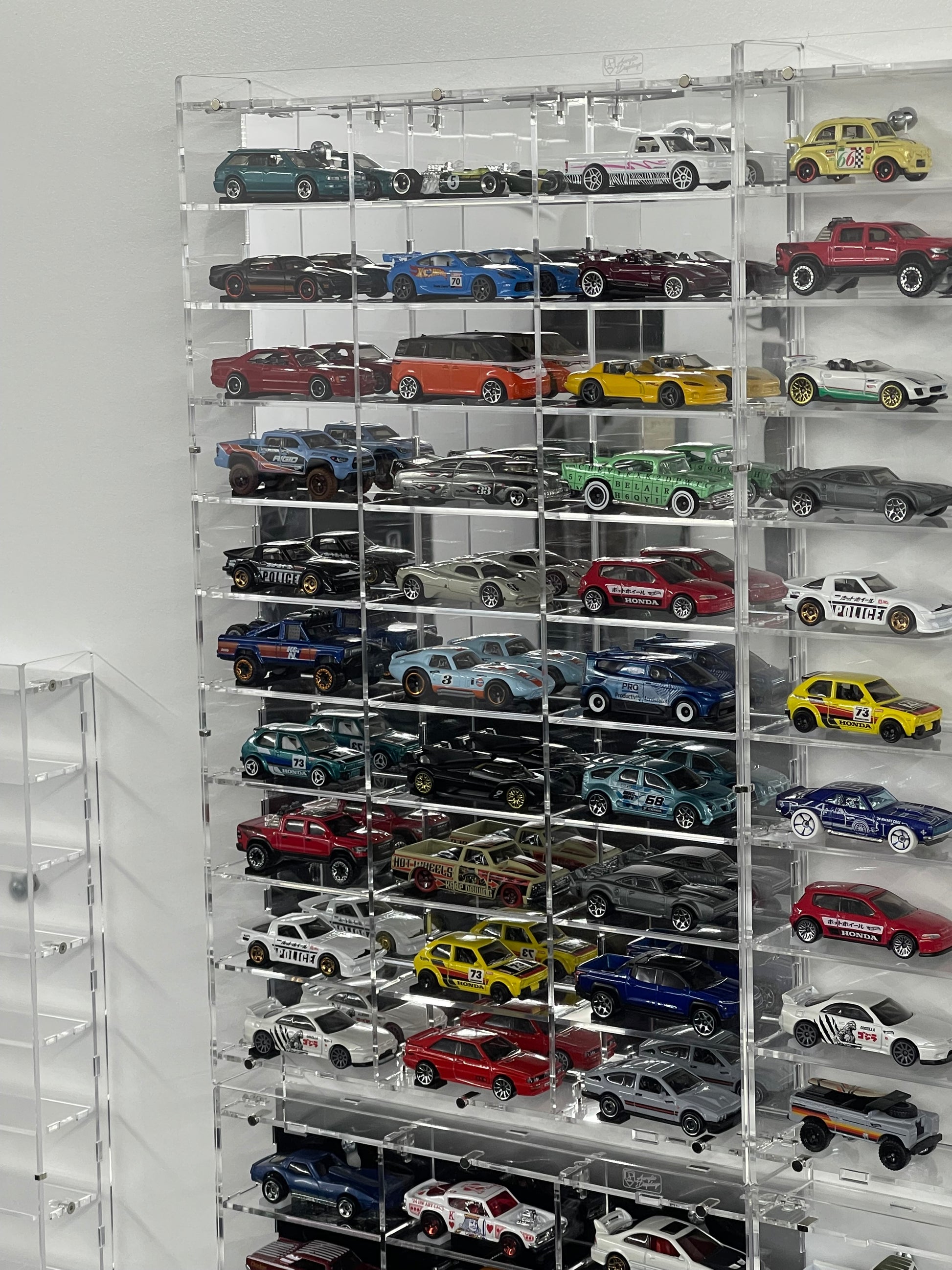 30 Loose Car Wall Mount Display - Premium  from Diamond Protector - Shop now at Diamond Protector