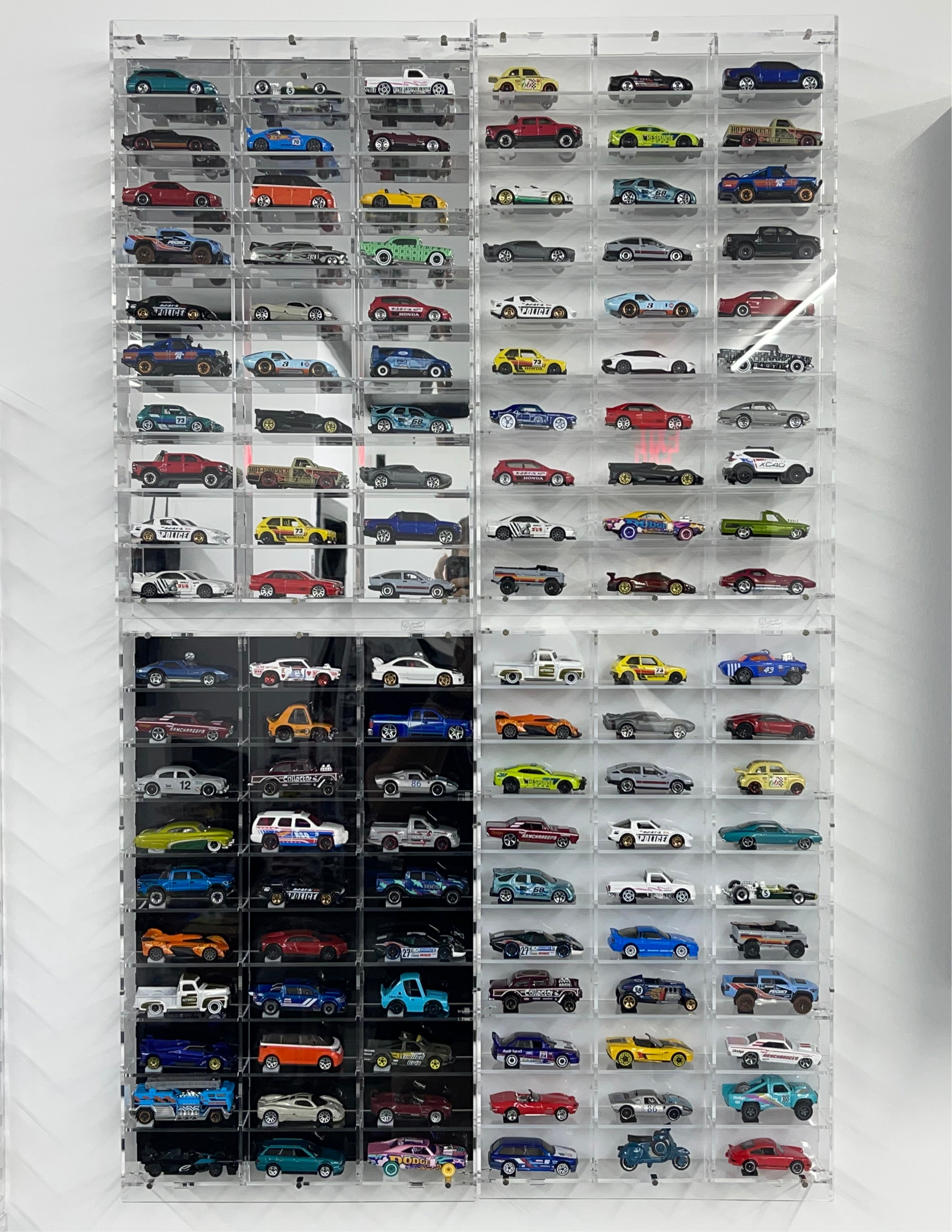 30 Loose Car Wall Mount Display - Premium  from Diamond Protector - Shop now at Diamond Protector